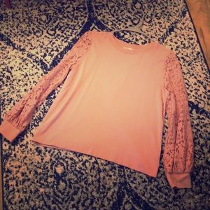 Light weight lace sweater size medium